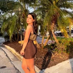 Meet your Posher, Alina